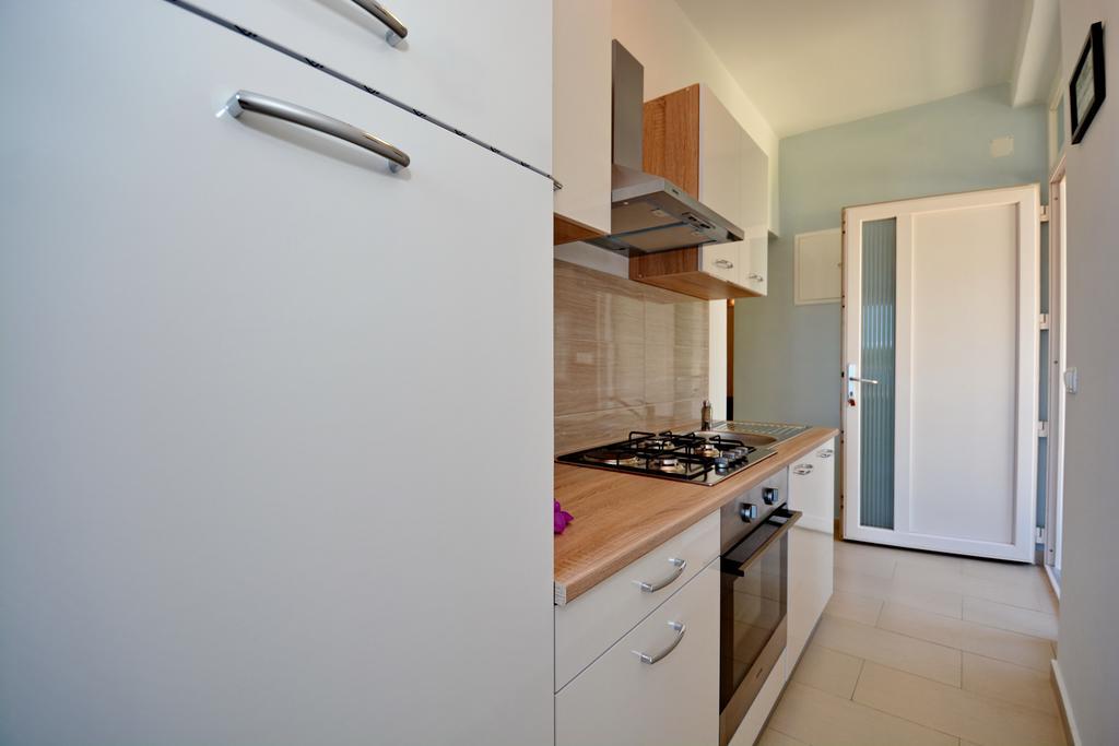 Apartments Clara Nin Zewnętrze zdjęcie